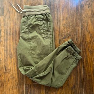 Vuori Ripstop Joggers - Green - Size Large